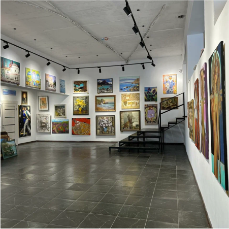 Галерея «Арт-Максимум»: пространство классики и современности