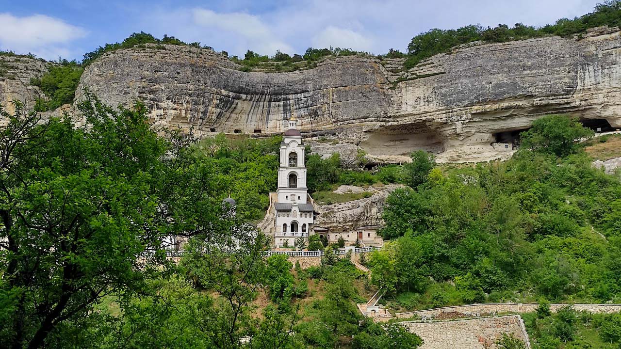 Пещерный город Чуфут-Кале