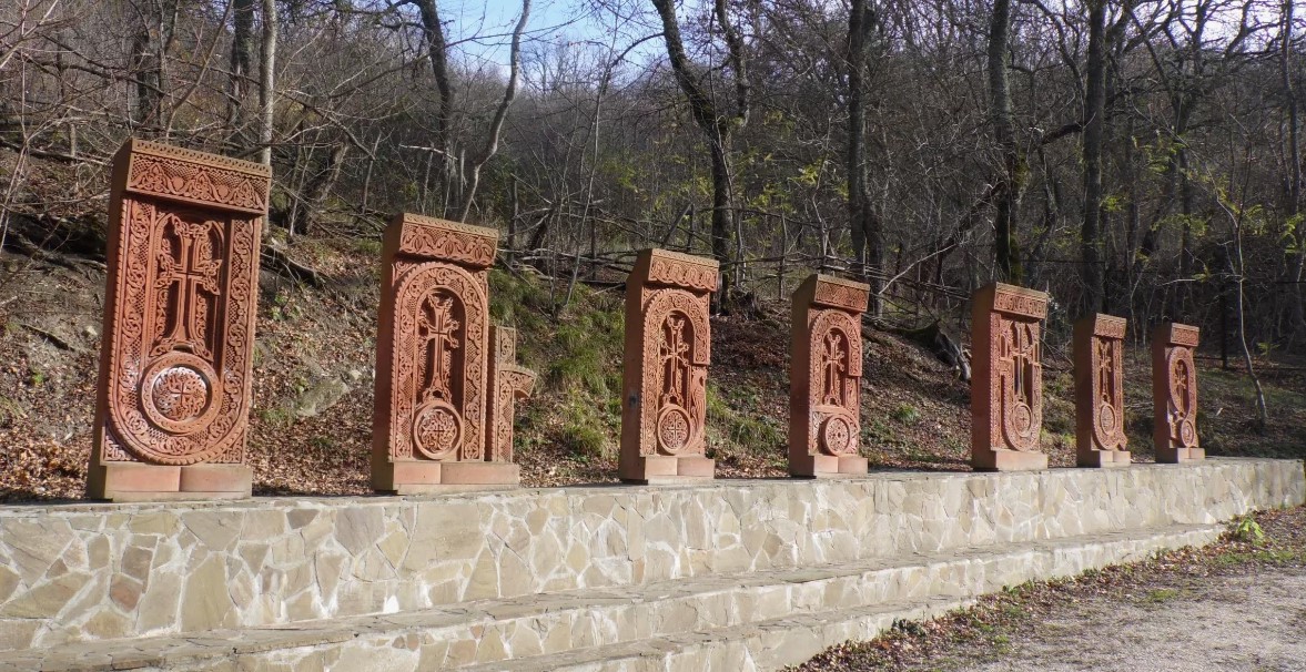 Армянский монастырь Сурб-Хач («Святой крест»)