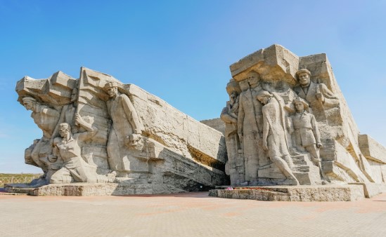 Мемориальный комплекс «Аджимушкай»